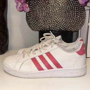 Women’s Adidas Sneakers